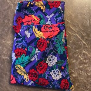 Floral OS Lularoe leggings